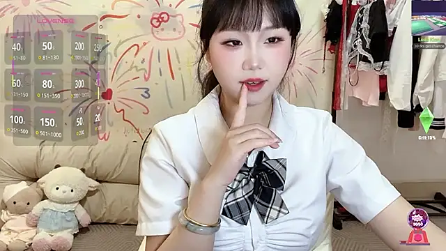 xiaoguai99 online show from 04.08.26