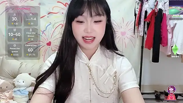 xiaoguai99 online show from 04.17.26