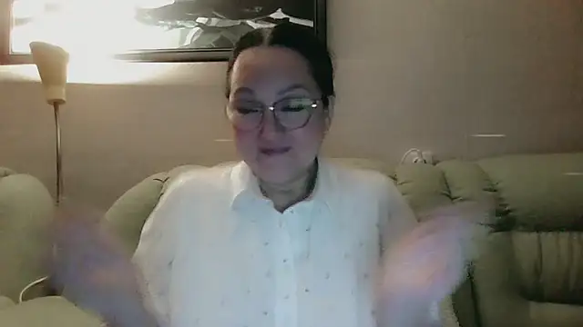 Snapshot of infinity_loveliness chatting on 05.19.26 infinity loveliness online show from 05.19.26