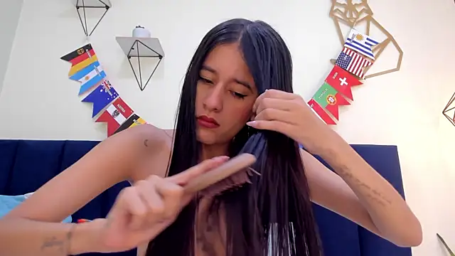 mayaevansmg online show from 07.02.26