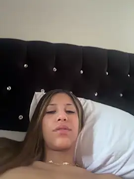 vicky bass  online show from 03.07.26