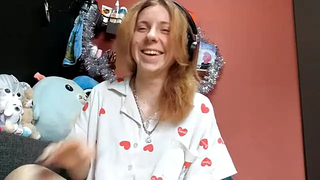 TiaraHenegan online show from 01.06.26