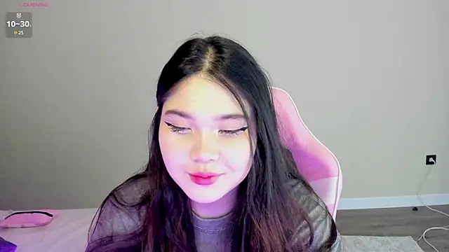 Snapshot of Aiko_mainee chatting on 01.08.26 Aiko mainee online show from 01.08.26