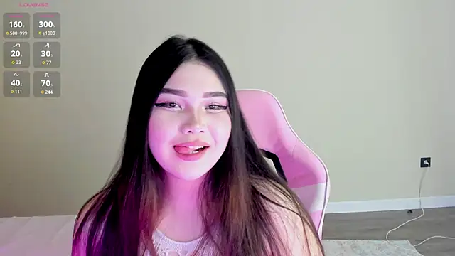 Snapshot of Aiko_mainee chatting on 01.09.26 Aiko mainee online show from 01.09.26