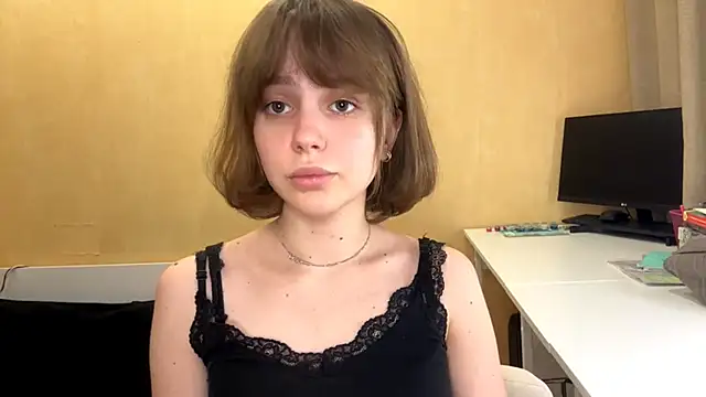 lil glow online show from 01.13.26