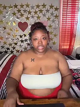 Chocolatebunnyxx96 online show from 02.16.26