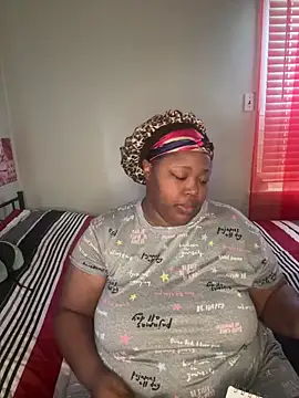 Chocolatebunnyxx96 online show from 02.24.26