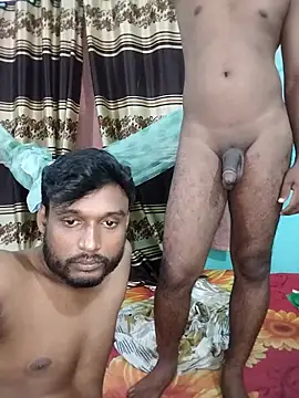 Snapshot of soft_couple778 chatting on 04.04.26 soft couple778 online show from 04.04.26