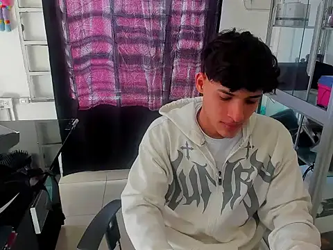 MaxStar26 online show from 01.07.26