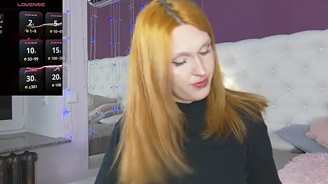 LunaBl1ss online show from 02.13.26