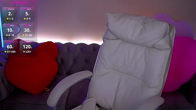 Snapshot of AlexaFleur chatting on 02.18.26 AlexaFleur online show from 02.18.26