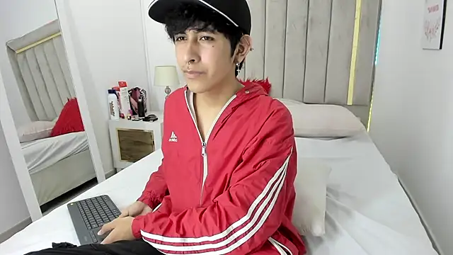 julian xx online show from 01.18.26