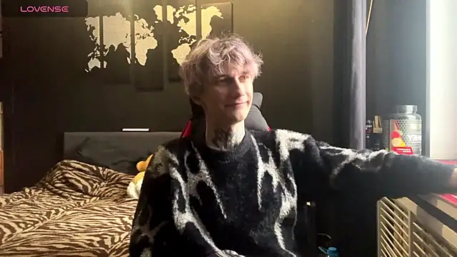 Snapshot of Mastur_Bister chatting on 01.07.26 Mastur Bister online show from 01.07.26