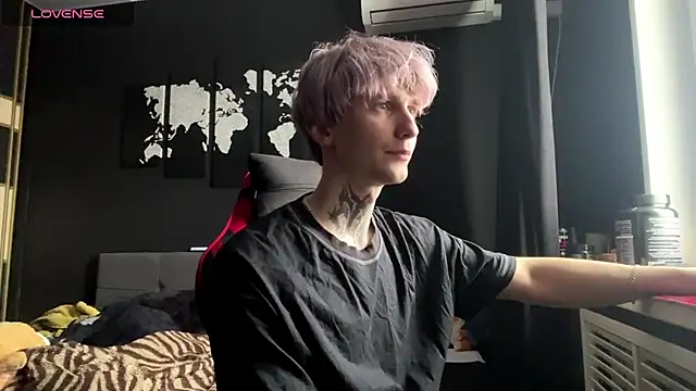 Snapshot of Mastur_Bister chatting on 01.10.26 Mastur Bister online show from 01.10.26