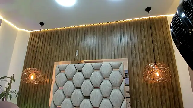 Snapshot of james__walsh chatting on 02.15.26 james walsh online show from 02.15.26