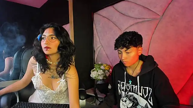 velvet mystic online show from 04.01.26