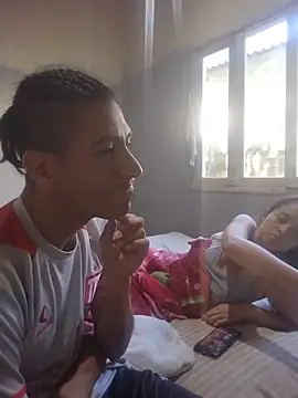 Rodrigohernan19 online show from 04.14.26