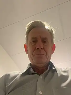 Pierre4tjyxx online show from 02.03.26