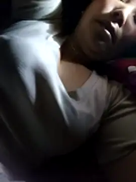 Snapshot of vesla-2k chatting on 03.08.26 vesla-2k online show from 03.08.26