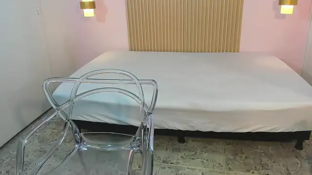 ZoeFox5 online show from 01.15.26