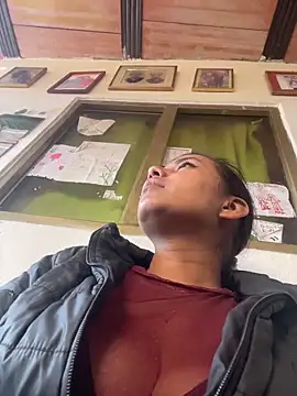 cinthia2011 online show from 02.05.26