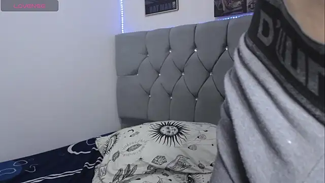 Snapshot of Loganjhonson19 chatting on 01.15.26 Loganjhonson19 online show from 01.15.26