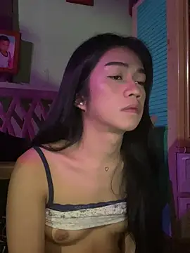 EnviousMaddie online show from 04.16.26