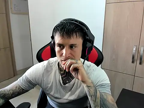 Chrissblack online show from 03.23.26