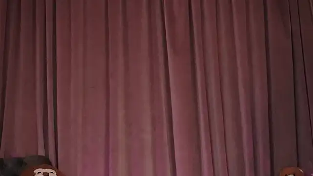 Snapshot of ZariaaVera chatting on 04.29.26 ZariaaVera online show from 04.29.26