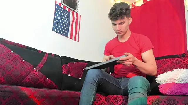 Snapshot of camilo_model chatting on 01.06.26 camilo model online show from 01.06.26