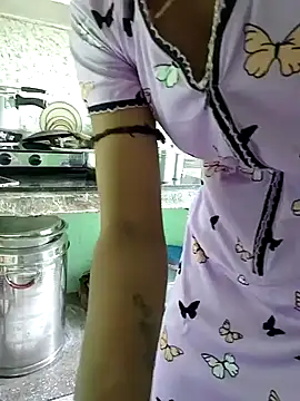 Night-Couple2 online show from 04.17.26