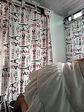 natalliecoopers online show from 04.23.26