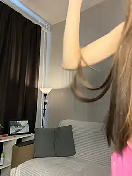 SkylineBliss online show from 03.13.26