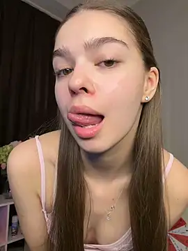 SkylineBliss online show from 04.07.26