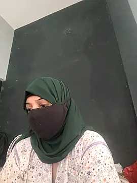 Snapshot of Tamilfathi chatting on 02.11.26 Tamilfathi online show from 02.11.26