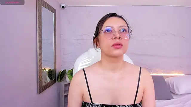 lanna 18  online show from 06.01.26