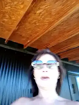 Snapshot of Danatetas chatting on 02.07.26 Danatetas online show from 02.07.26