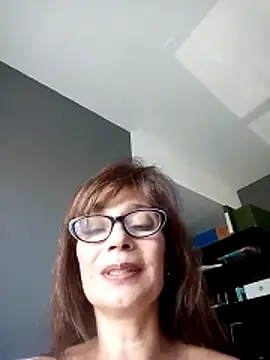 Snapshot of Danatetas chatting on 02.10.26 Danatetas online show from 02.10.26