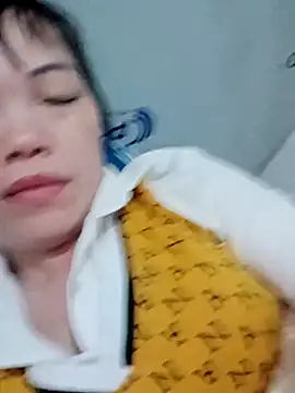 Snapshot of Sana-vn chatting on 02.21.26 Sana-vn online show from 02.21.26