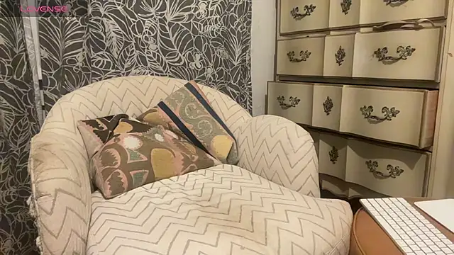 Snapshot of wolverinedream chatting on 02.02.26 wolverinedream online show from 02.02.26