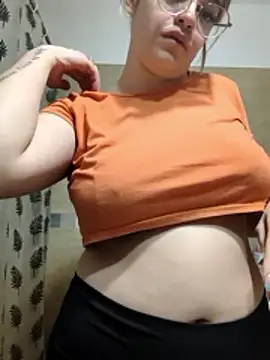 gisequeen online show from 04.24.26