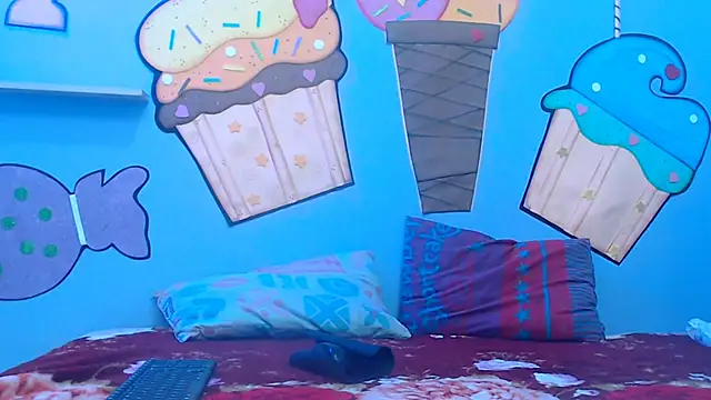 Snapshot of skinnysexzara18 chatting on 02.22.26 skinnysexzara18 online show from 02.22.26