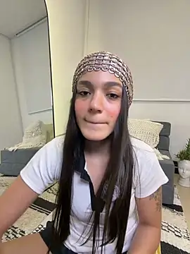 Snapshot of EVA_WILD1 chatting on 02.20.26 EVA WILD1 online show from 02.20.26