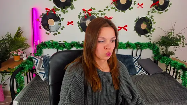 ScarletMarney online show from 01.16.26