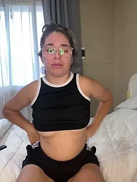 soyanahii online show from 02.11.26