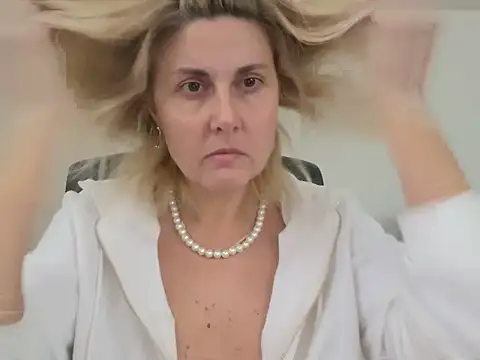 Amelia9798 online show from 01.06.26