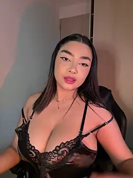 Snapshot of SASHASTRADA_ chatting on 02.27.26 SASHASTRADA online show from 02.27.26