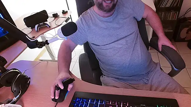 Dominic2295 online show from 02.11.26