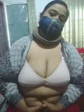 momo loves online show from 02.02.26