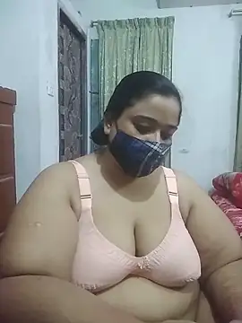 momo loves online show from 04.03.26